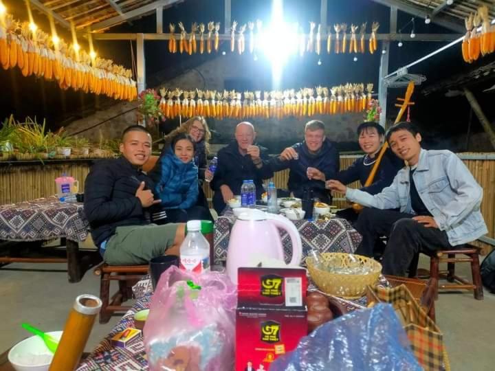 Minh Khang Homestay - Lang Da Co Khuoi Ky كاو بانغ المظهر الخارجي الصورة